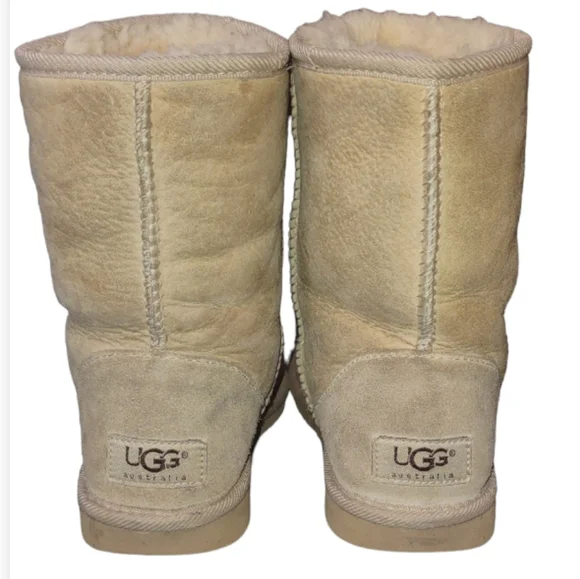 UGGS boot classic short kids sz W4. Logo snow warm lined Leather faux fur - Picture 4 of 9